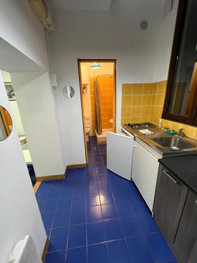 Studio . T1 CV - Calme avec cour Montpellier Esterno foto